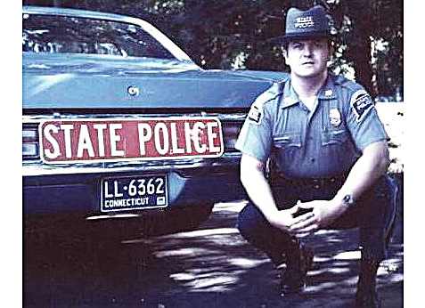 Connecticut police car and officer image